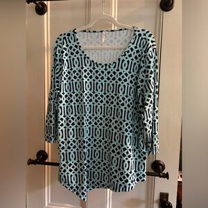 Luxury LuLu B resort wear. Teal top. Like new condition. XL